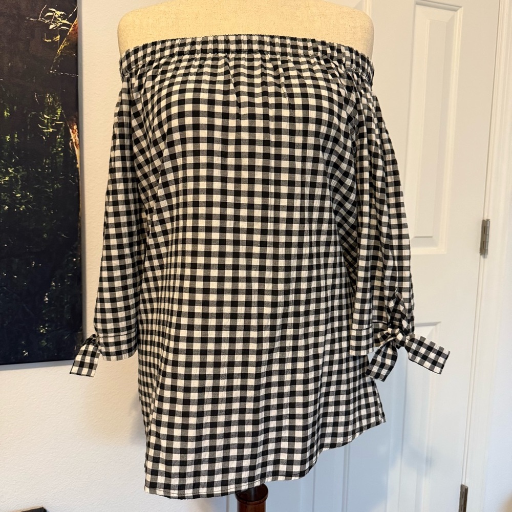 Black and White Gingham Off-Shoulder Top
